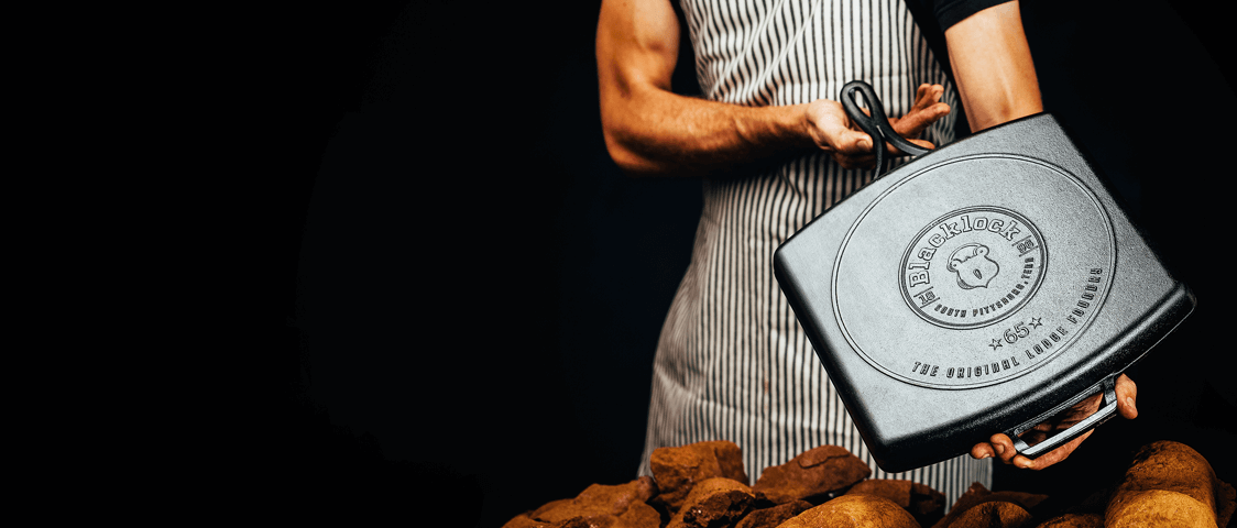 Man holding a grill pan